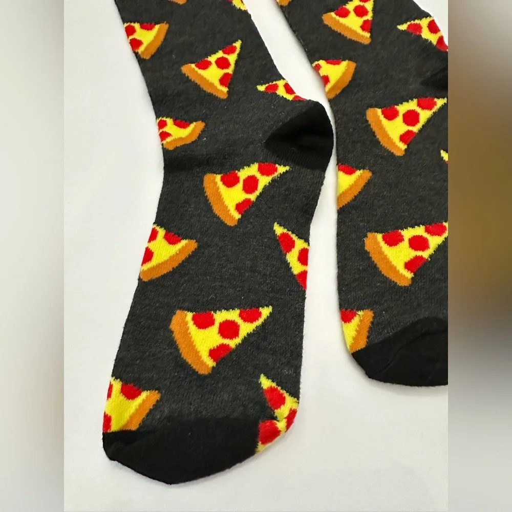 NWOT Men’s Pizza Graphic Socks in Dark Gray One Size